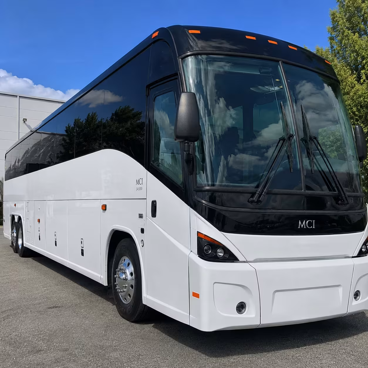 full size charter buses for gresham grade level school trips