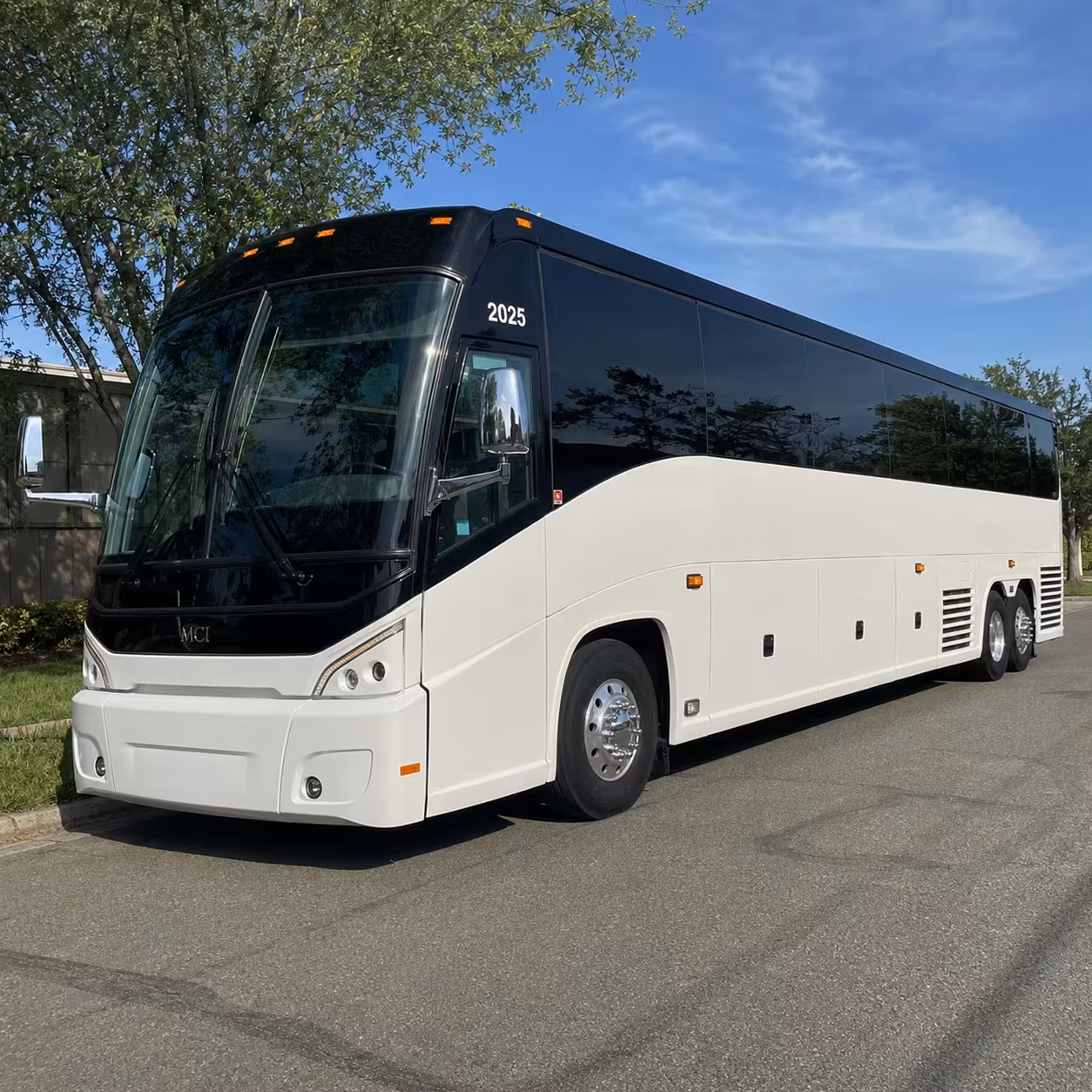 gresham corporate charter bus rentals for conferences and retreats